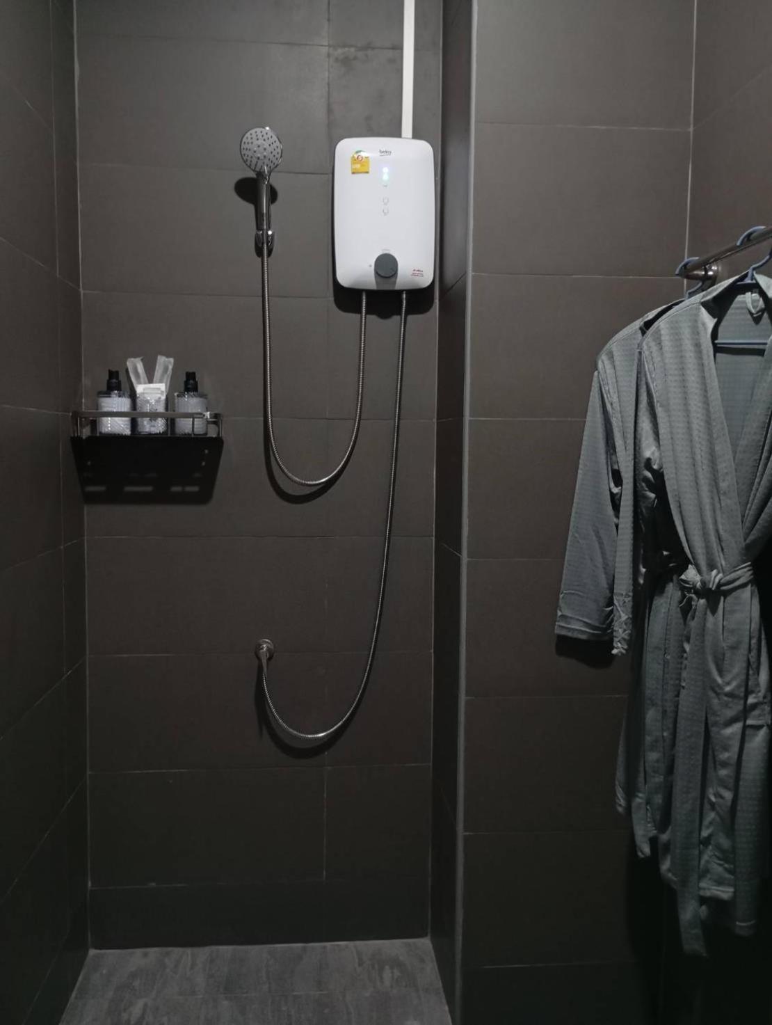 Sk Hometel Samui Airport バンラック・ビーチ エクステリア 写真